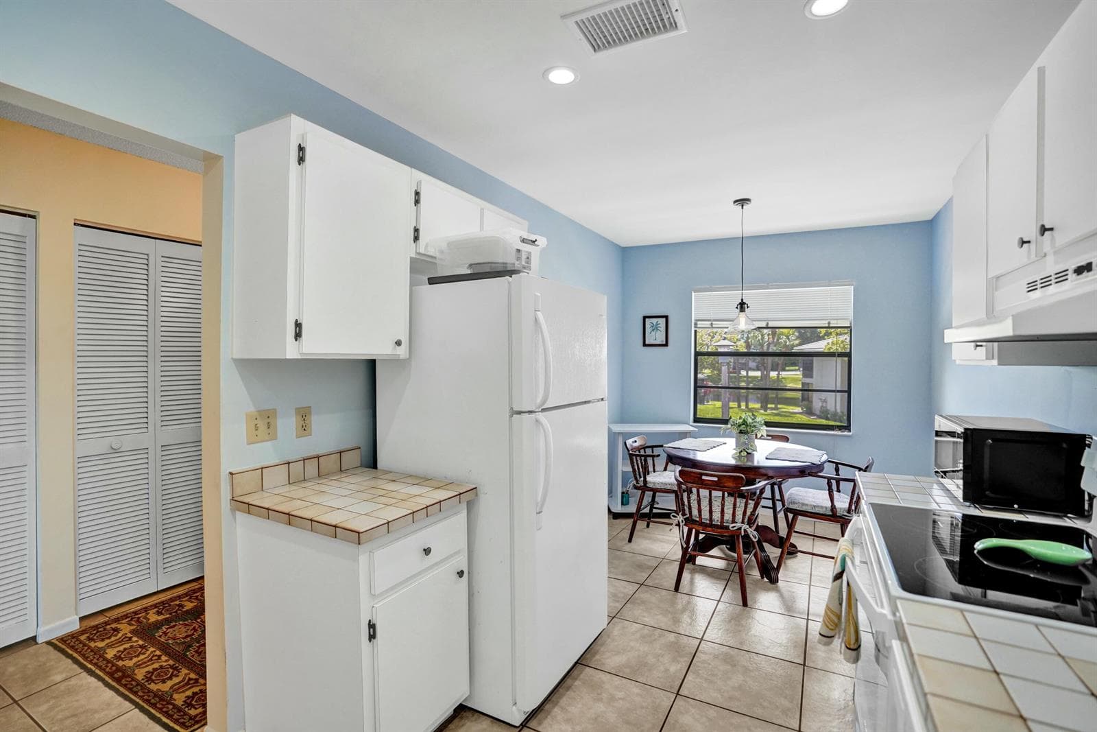 19 STRATFORD Drive E # Unit F, Boynton Beach, FL 33436 photo 4