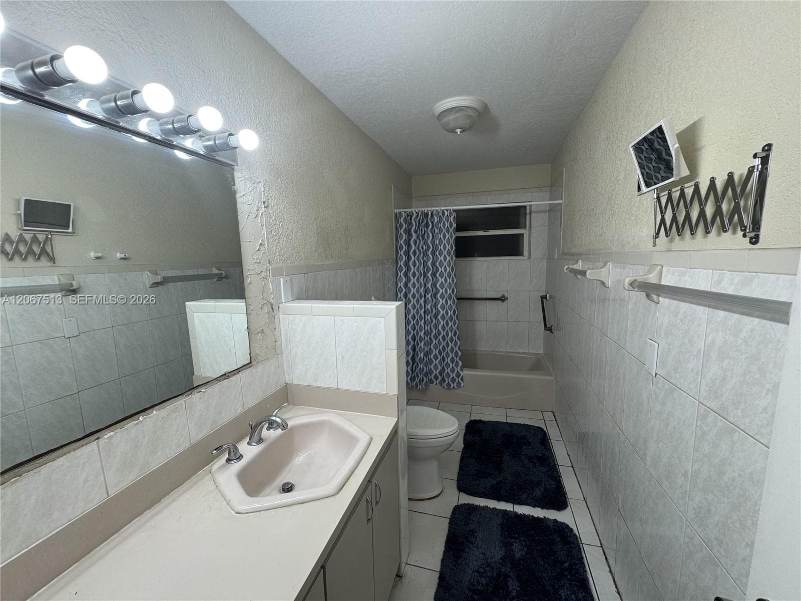10920 Westwood Lake Dr, Miami, FL 33165 photo 5