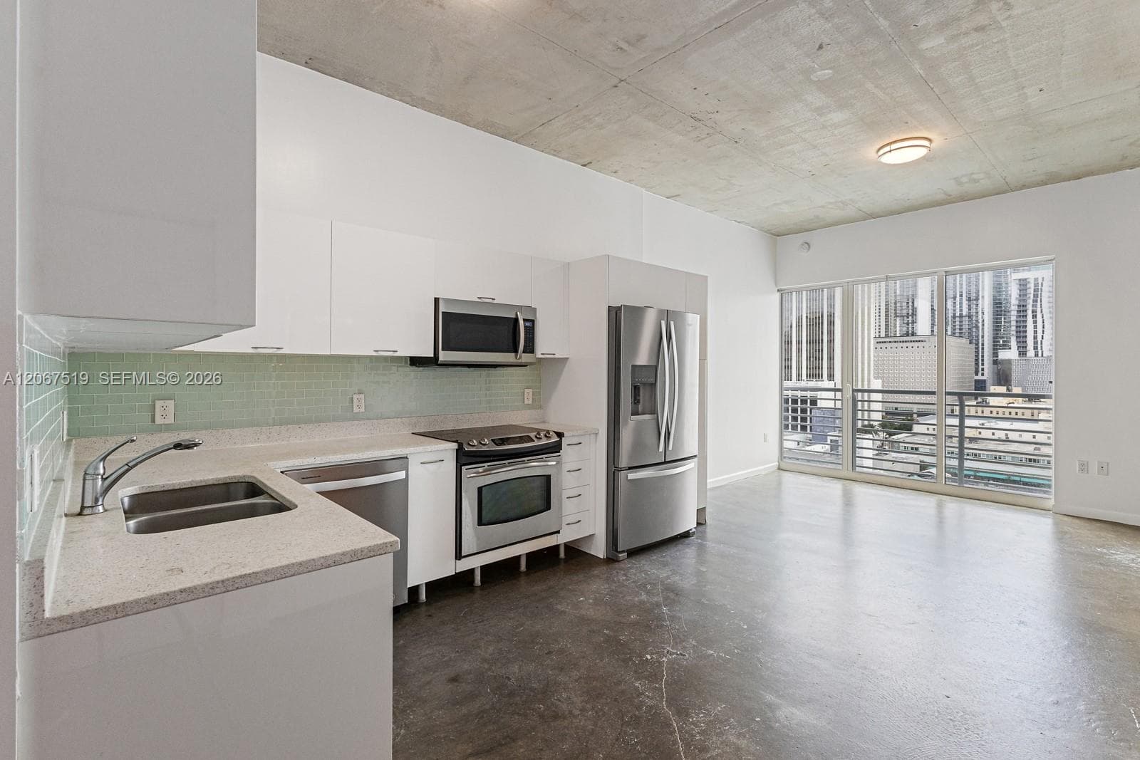 133 NE 2nd Ave # 1104, Miami, FL 33132 photo 4