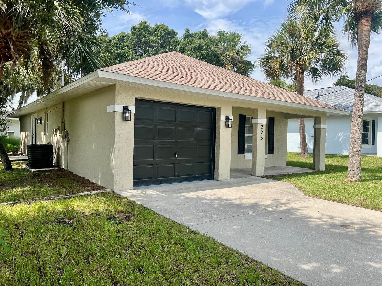 225 12th Street SW, Vero Beach, FL 32962 photo 2
