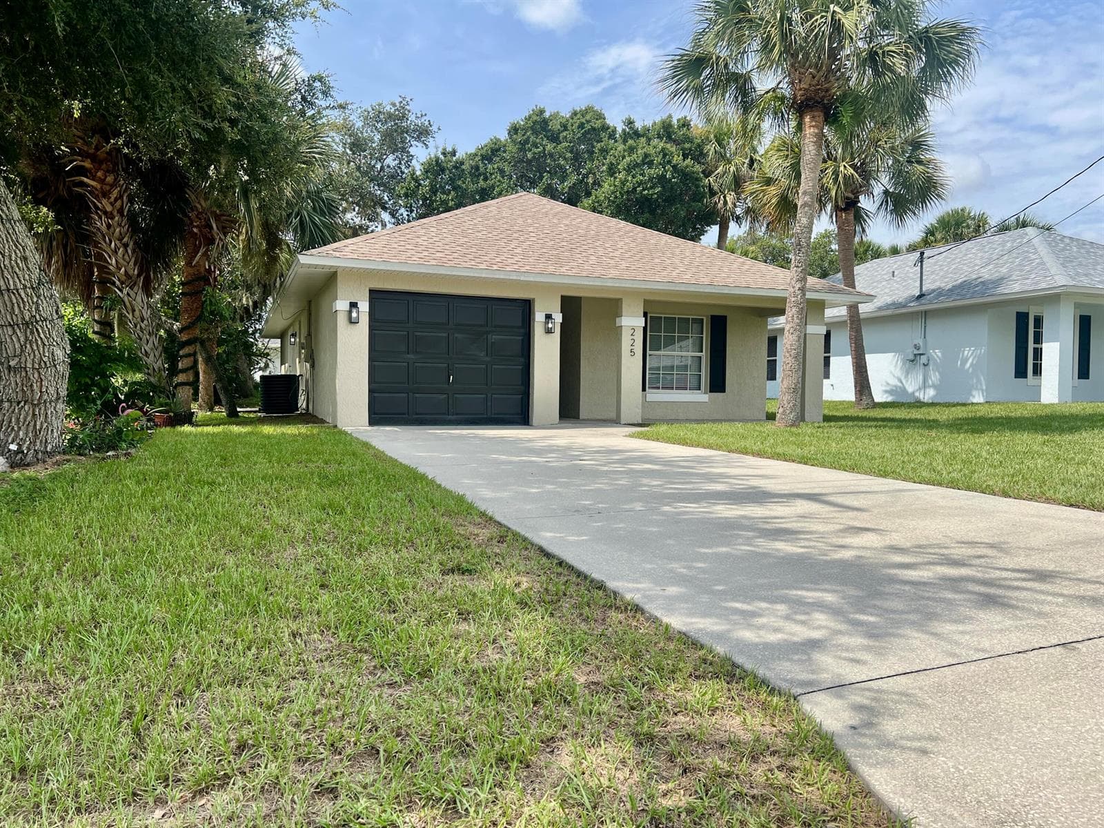 225 12th Street SW, Vero Beach, FL 32962 photo 3