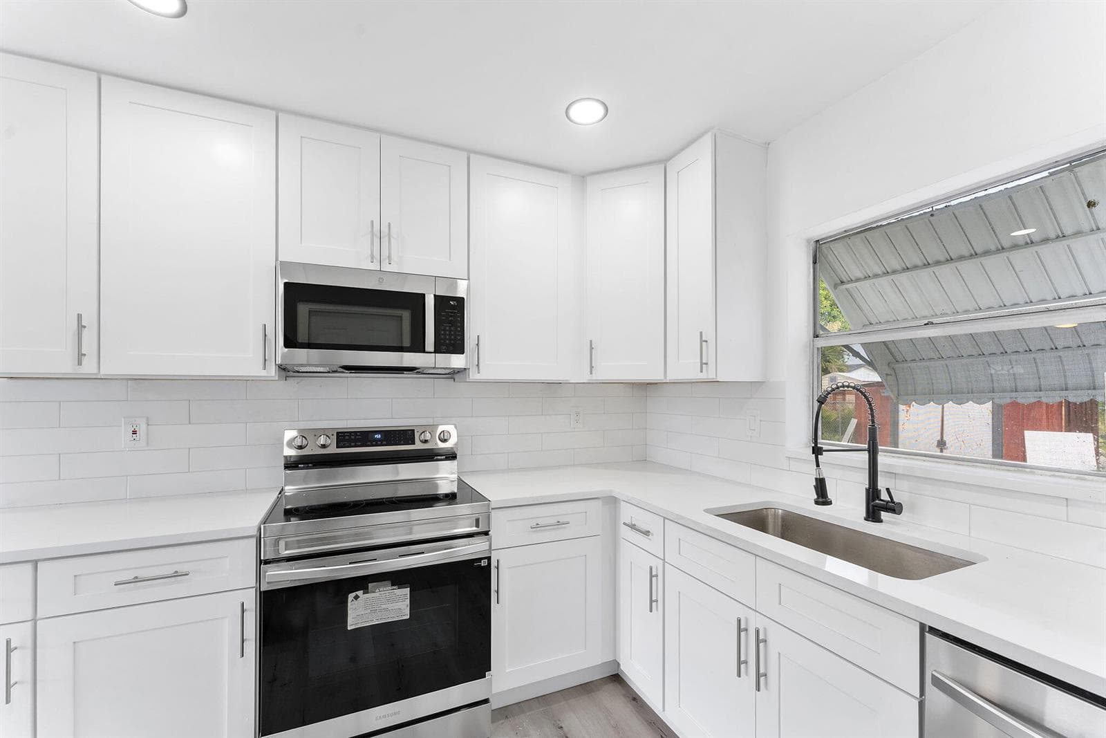 316 NW 6th Court, Deerfield Beach, FL 33441 photo 5
