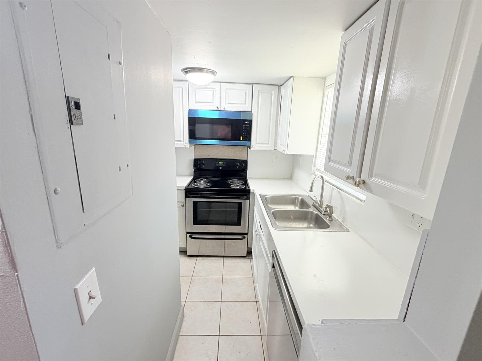 1501 CRESCENT Circle # C19, Lake Park, FL 33403 photo 3