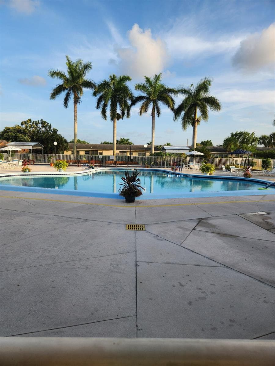 2779 EMORY Drive E # D, West Palm Beach, FL 33415