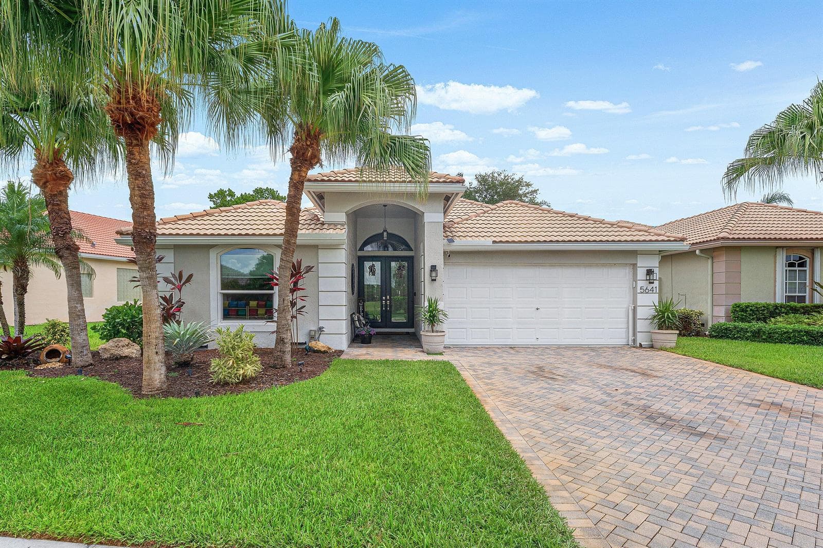 5641 FOUNTAINS Drive S # 5641, Lake Worth, FL 33467