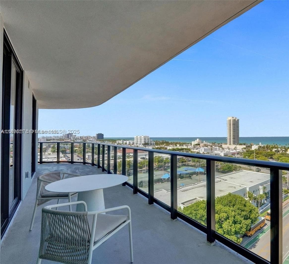 580 72 ST # 1001, Miami Beach, FL 33141 photo 2