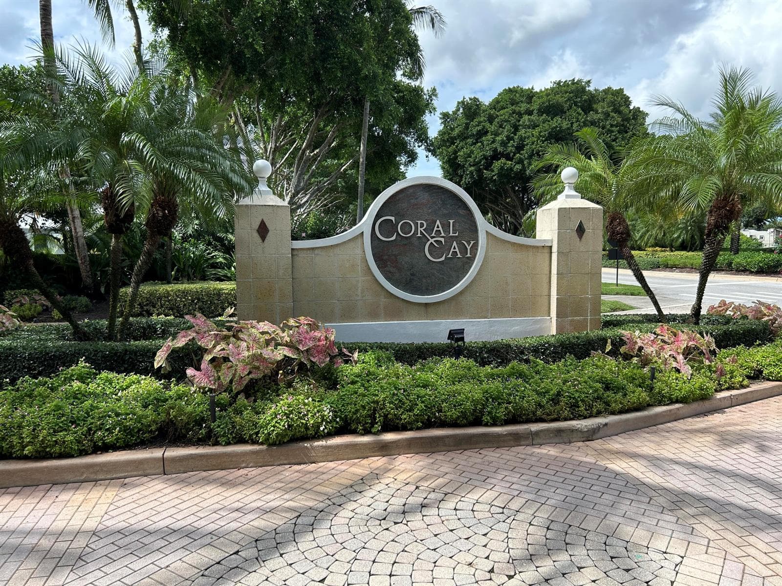 152 CORAL CAY Drive, Palm Beach Gardens, FL 33418 photo 3