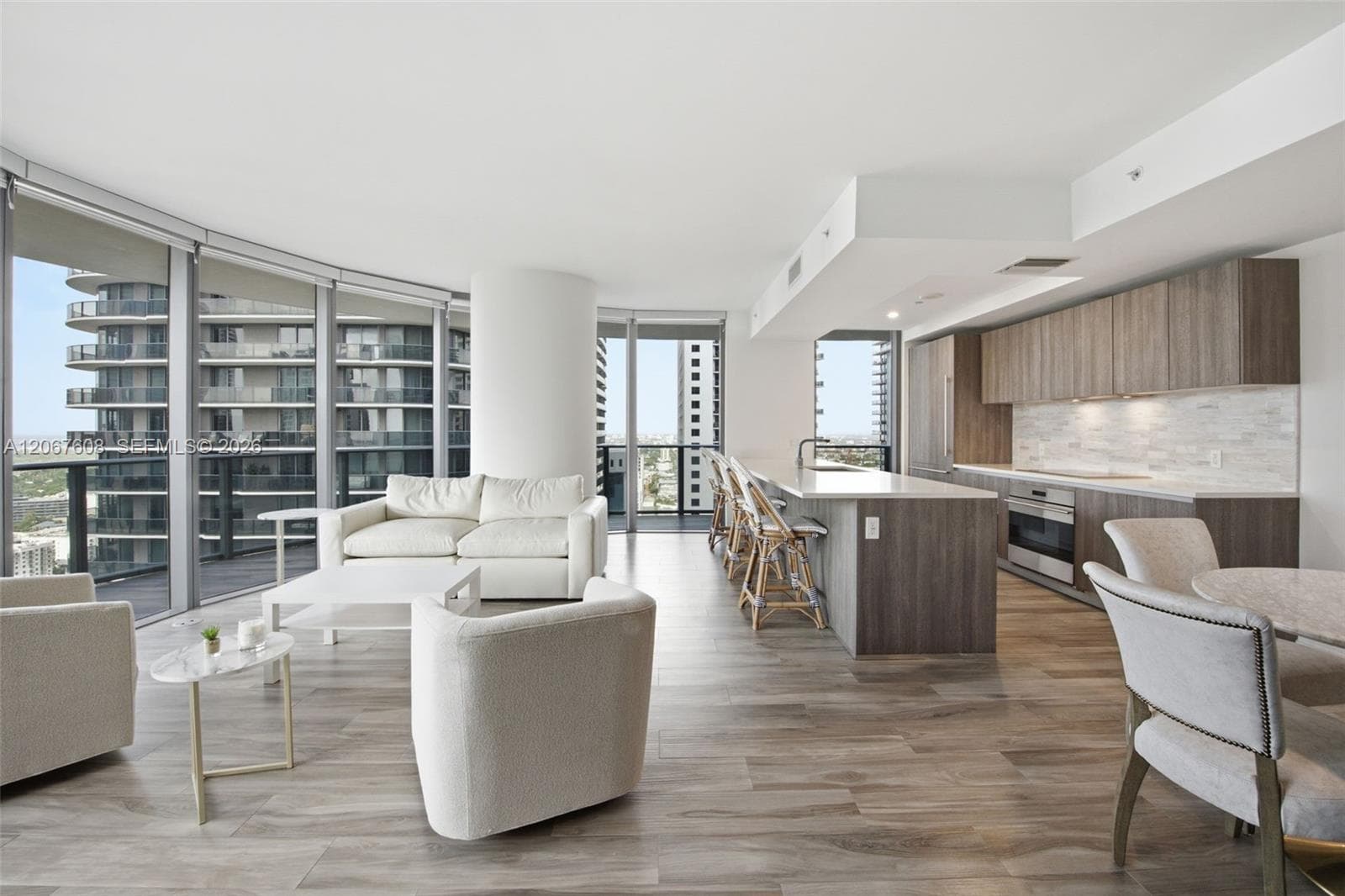 801 S Miami Ave # 3101, Miami, FL 33130 photo 2