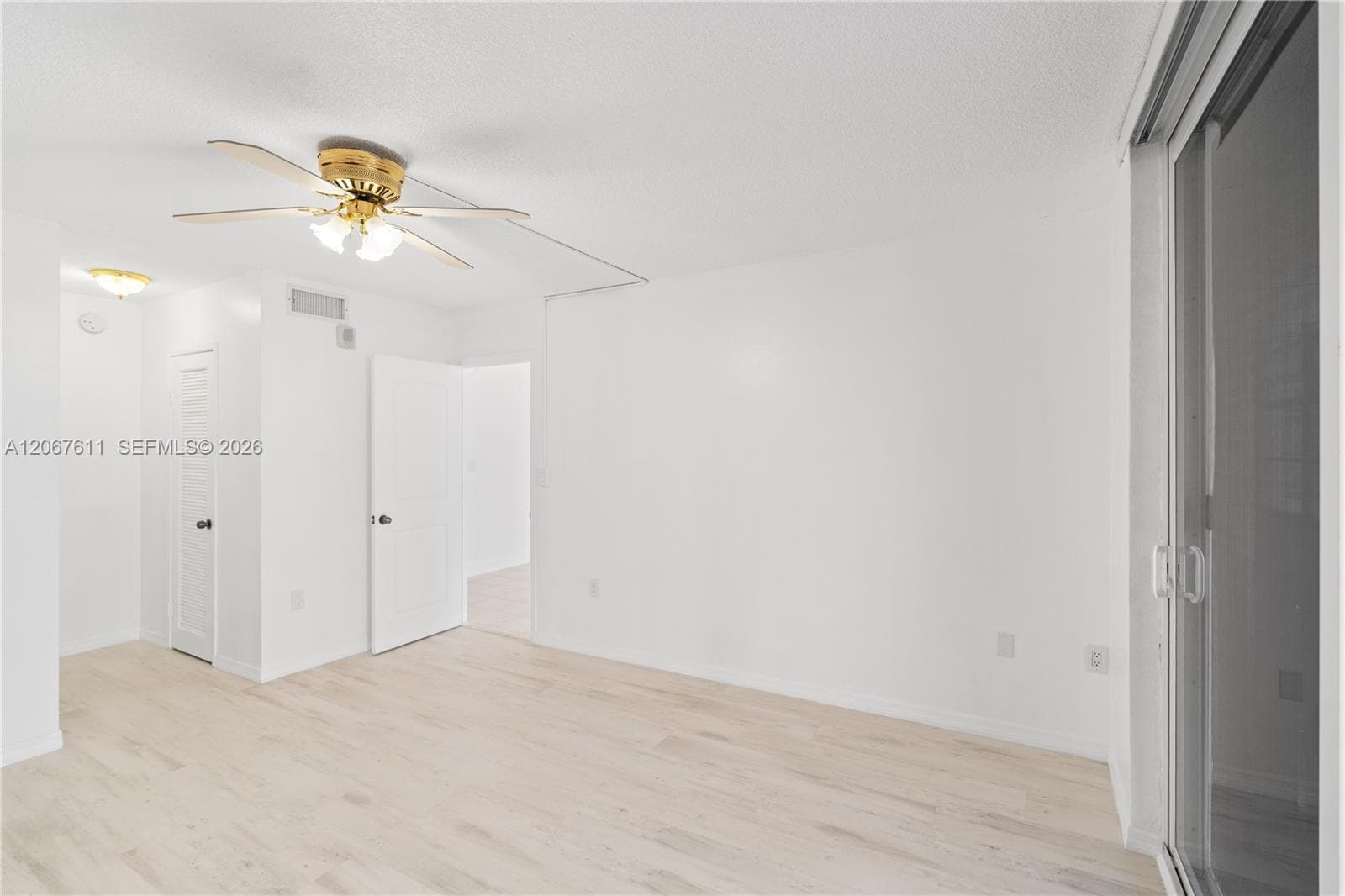 1351 NE Miami Gardens Dr # 301E, Miami, FL 33179 photo 3
