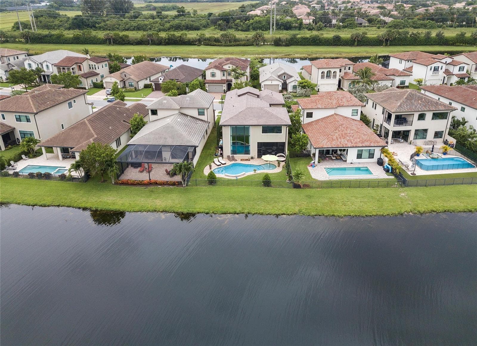 8484 GRAND PRIX Lane, Boynton Beach, FL 33472 photo 2