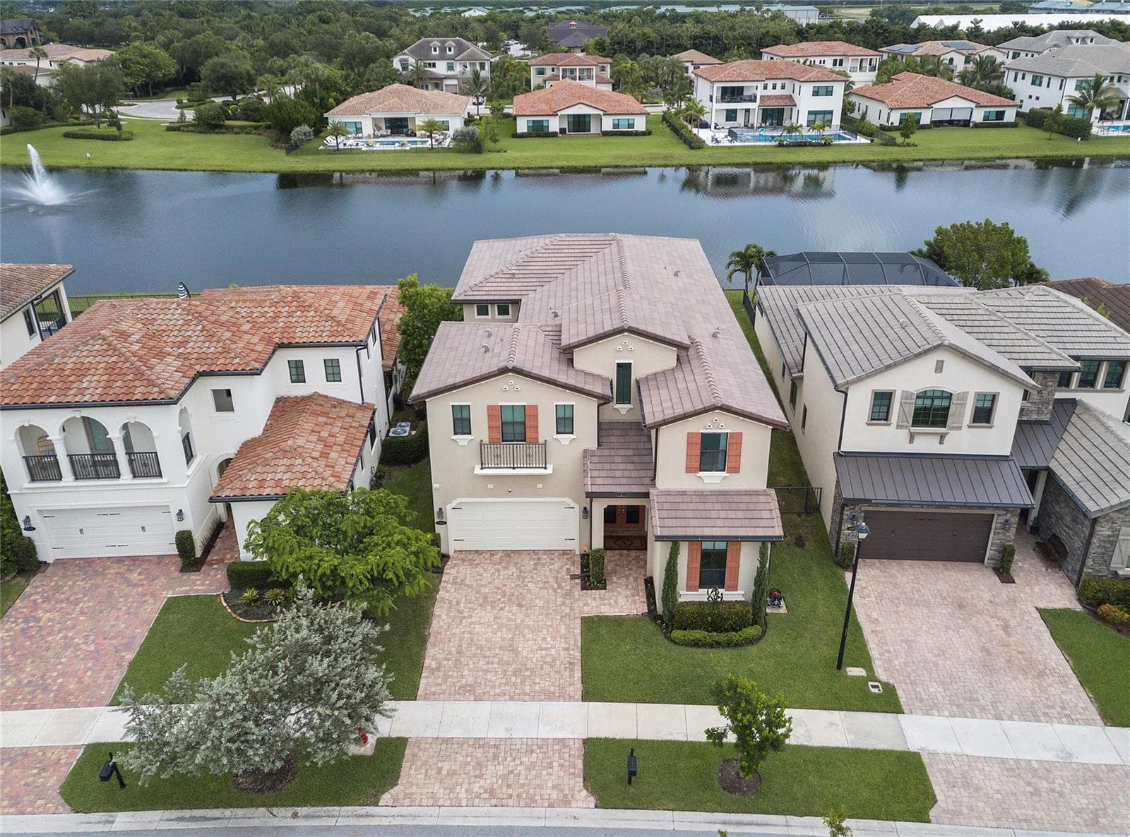 8484 GRAND PRIX Lane, Boynton Beach, FL 33472 photo 5