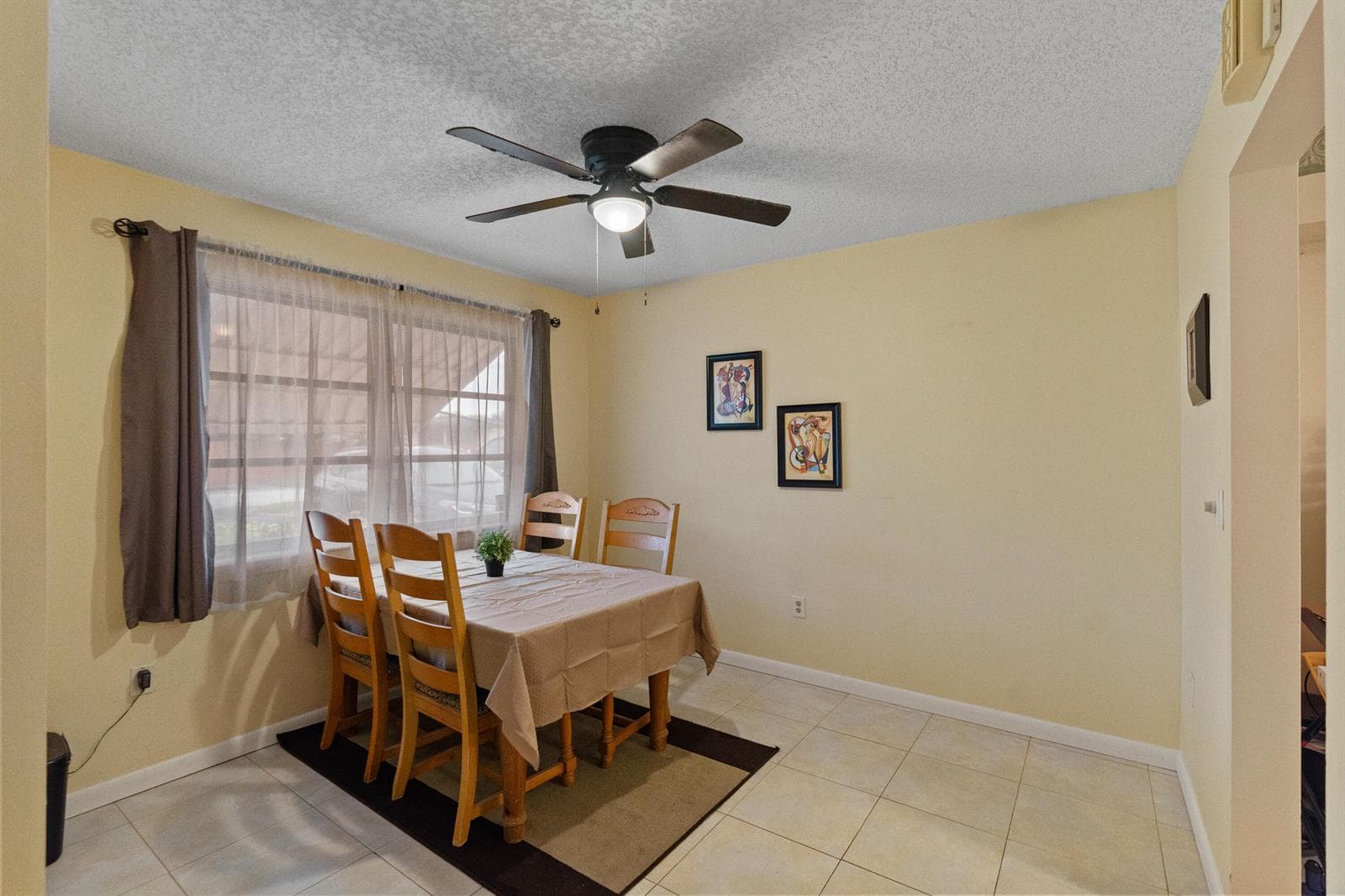 1111 NW 85TH Way, Pembroke Pines, FL 33024 photo 4