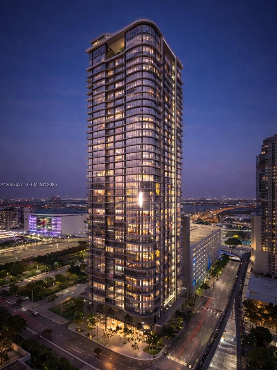 121 NE 5th St # 1607, Miami, FL 33132