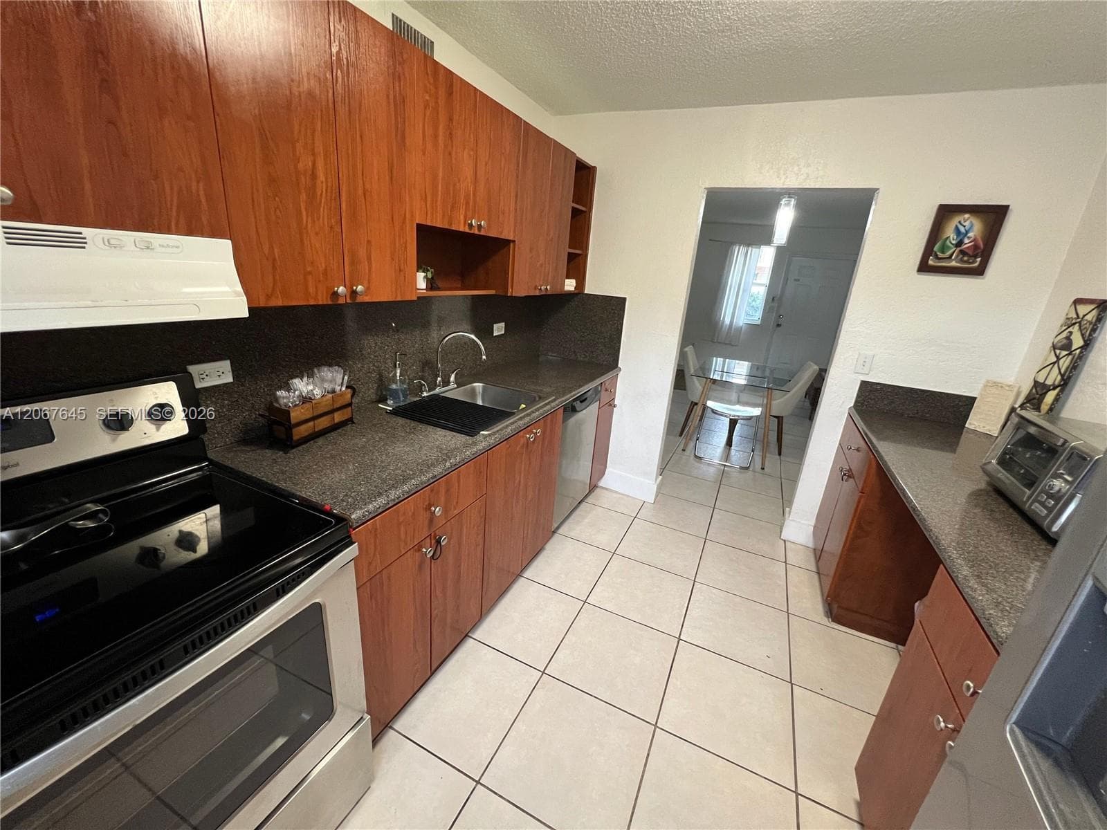 458 SW 10th St # 4, Miami, FL 33130 photo 2
