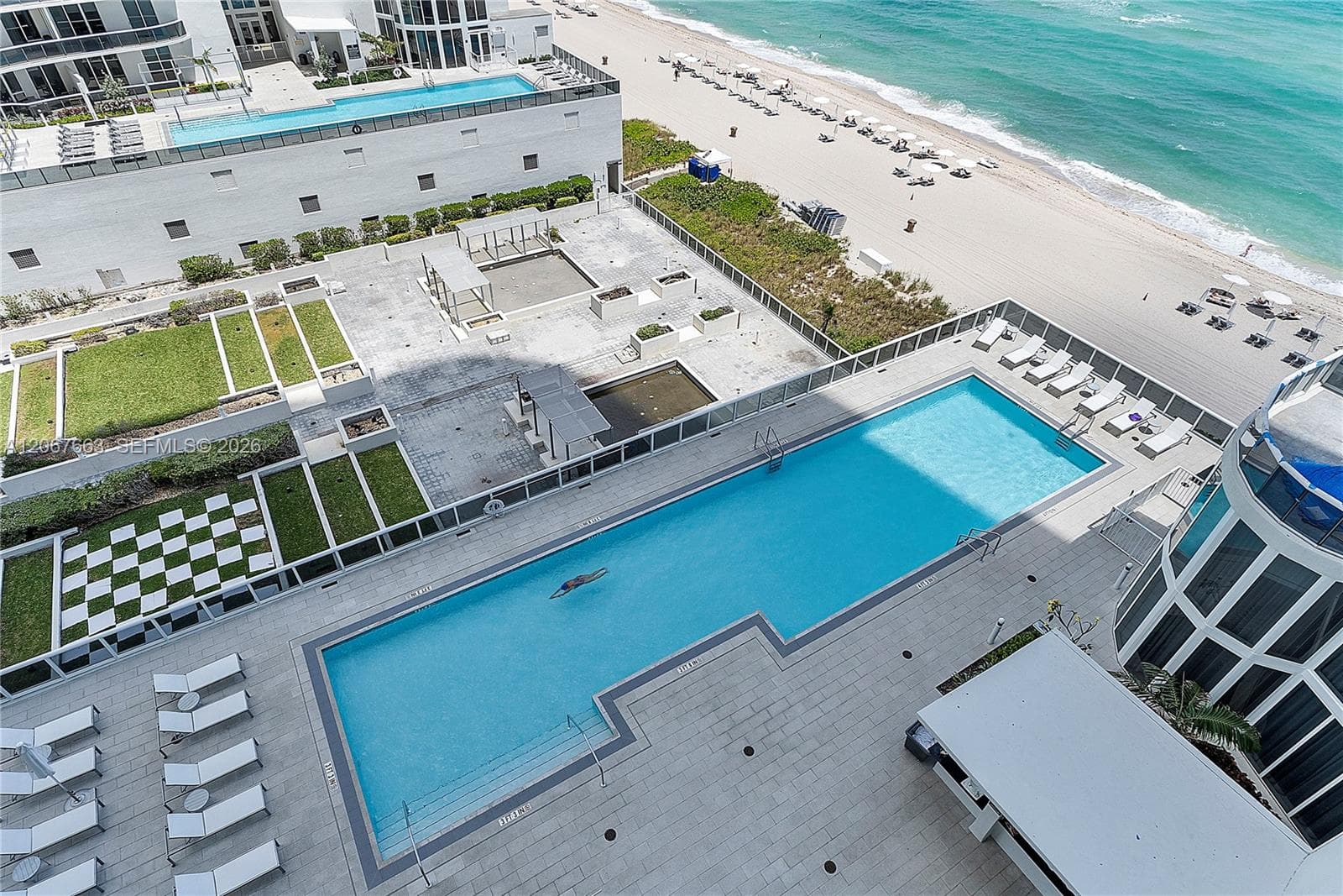 15811 Collins Ave # 902, Sunny Isles Beach, FL 33160 photo 3