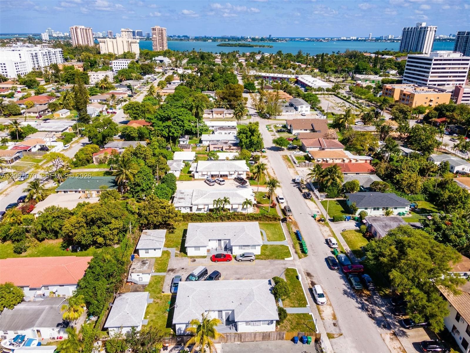 1239 NE 110th St, Miami, FL 33161 photo 3