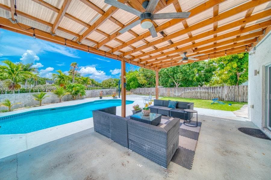 8611 SW 207th Ter, Cutler Bay, FL 33189 photo 5