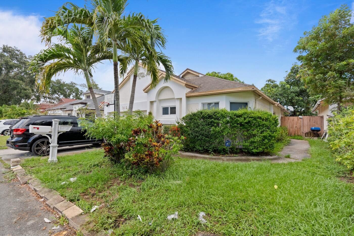 312 BISHOP Road, North Lauderdale, FL 33068 photo 3