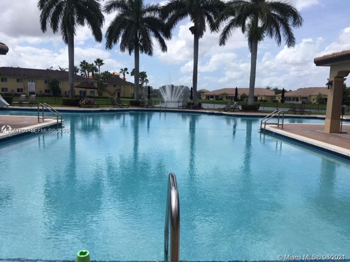 1395 NE 33rd Ave # 206-26, Homestead, FL 33033 photo 4