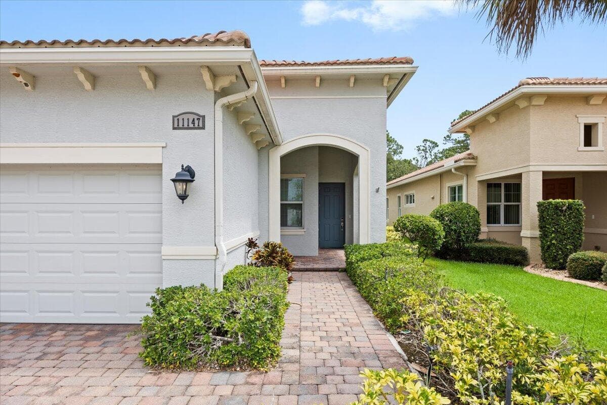 11147 SW VISCONTI Way, Port St. Lucie, FL 34986 photo 2