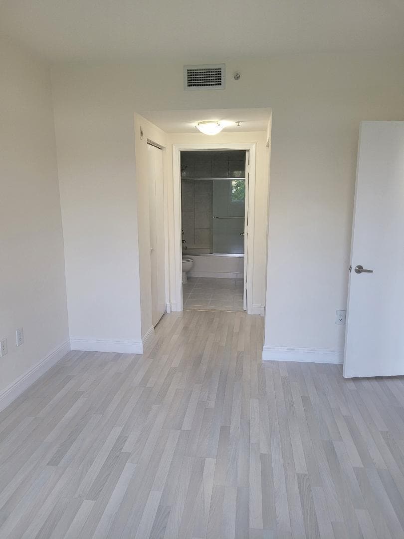 2775 NE 187th Street # 325, Miami, FL 33180 photo 5