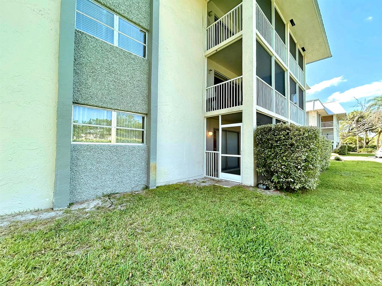 2960 Riverside Drive # 113-2, Coral Springs, FL 33065