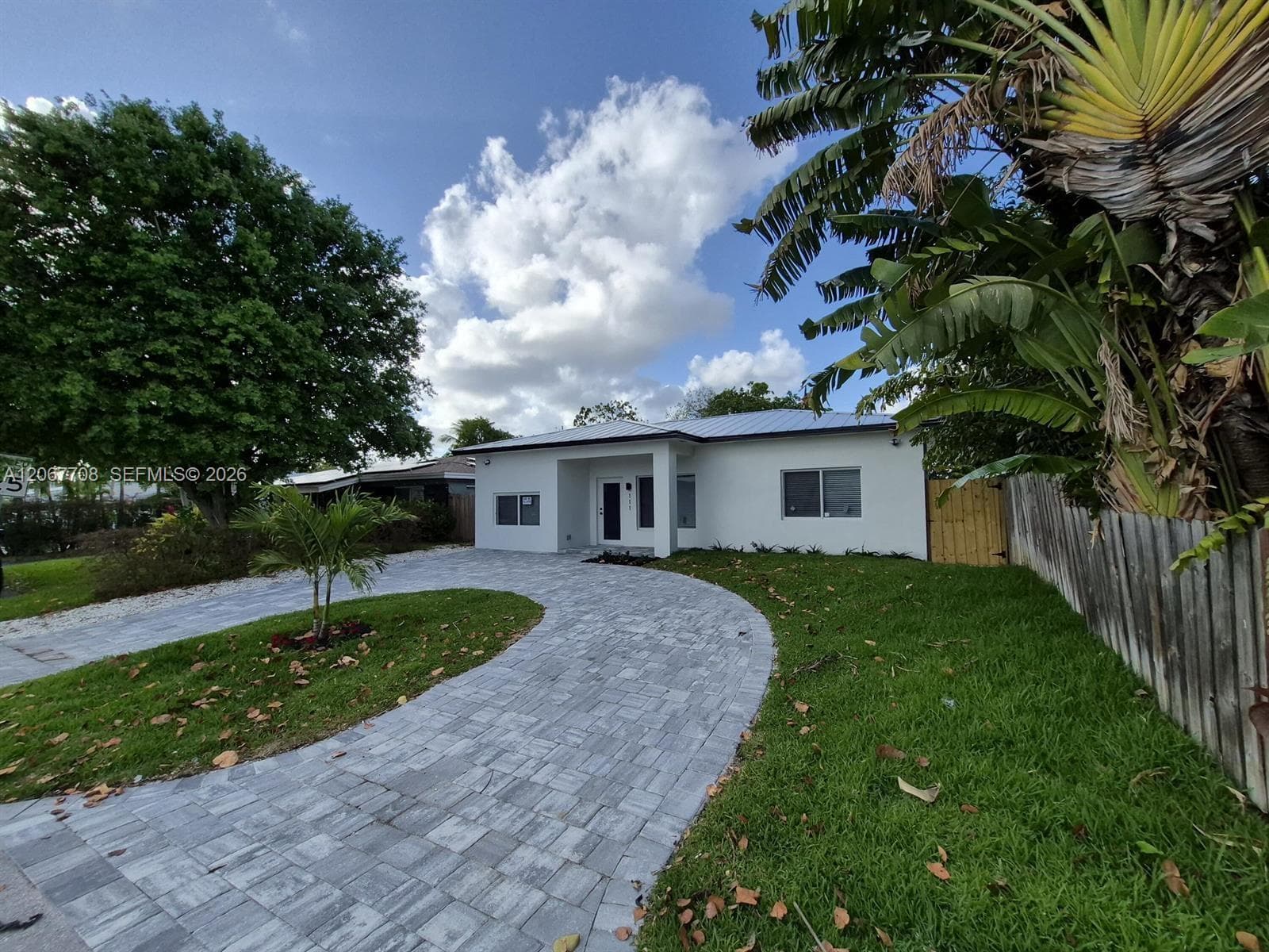 111 NE 45th St, Oakland Park, FL 33334 photo 2