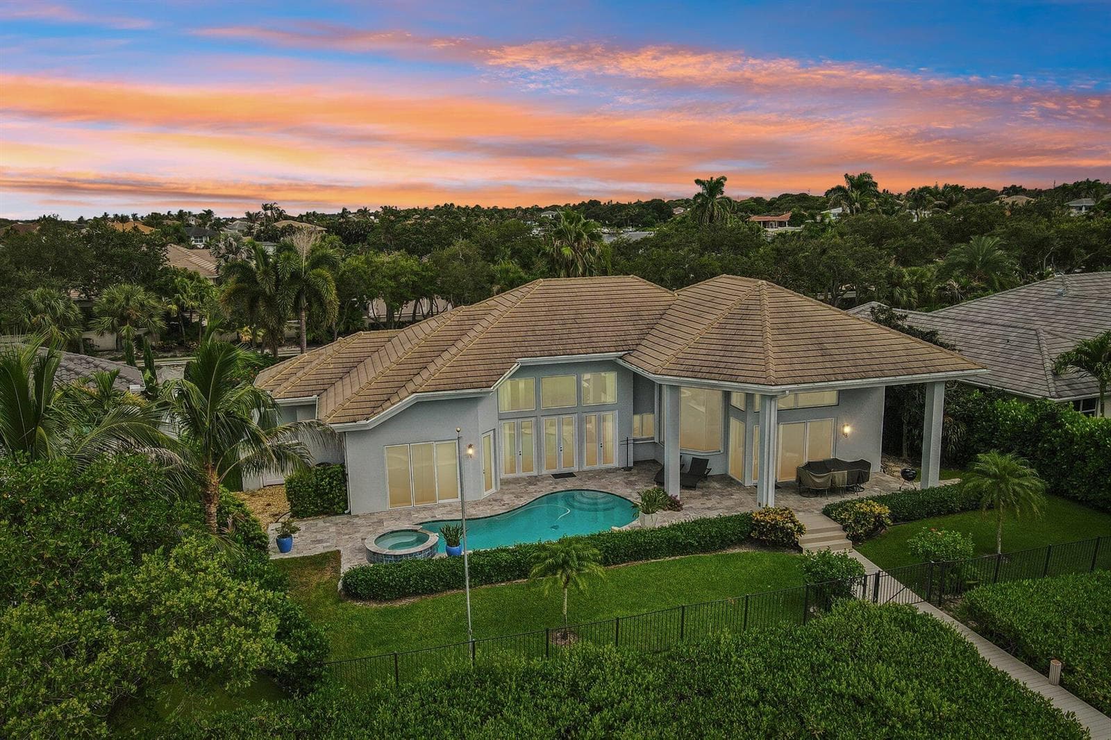 8651 SE Somerset Island Way, Jupiter, FL 33458