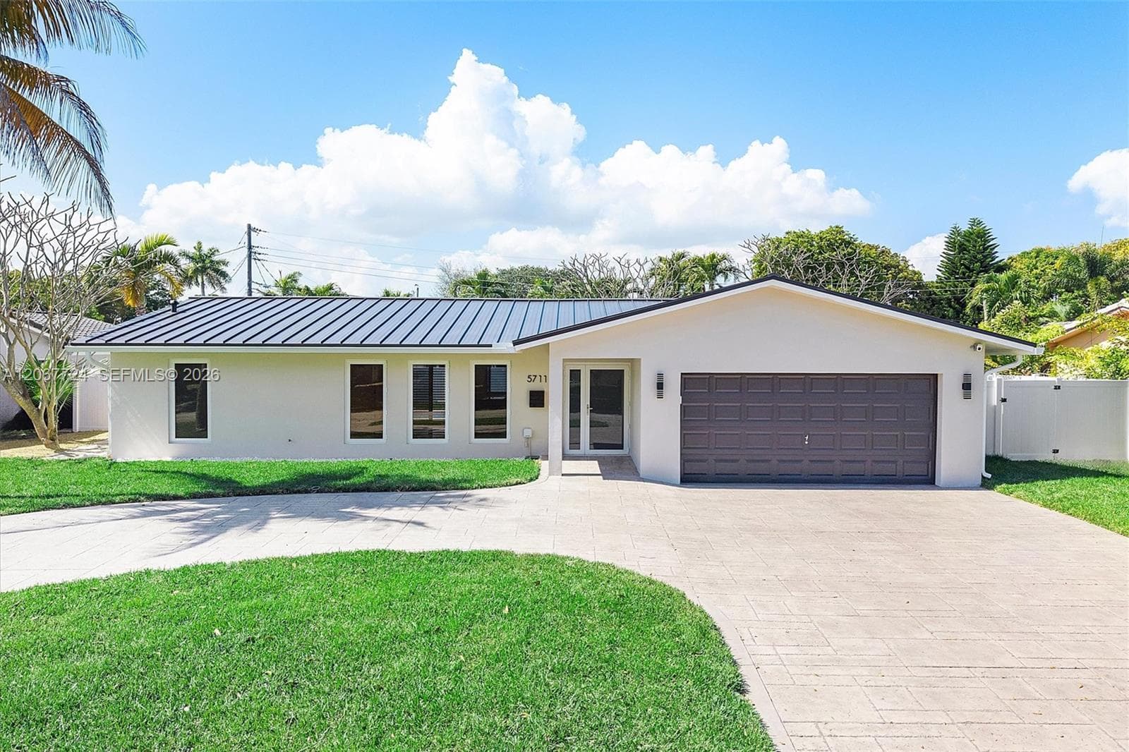 5711 NE 20th Ter, Fort Lauderdale, FL 33308 photo 2