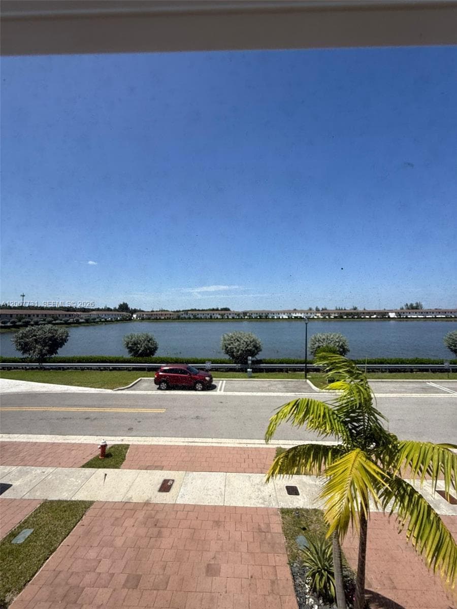 3382 W 112th St, Hialeah, FL 33018 photo 2