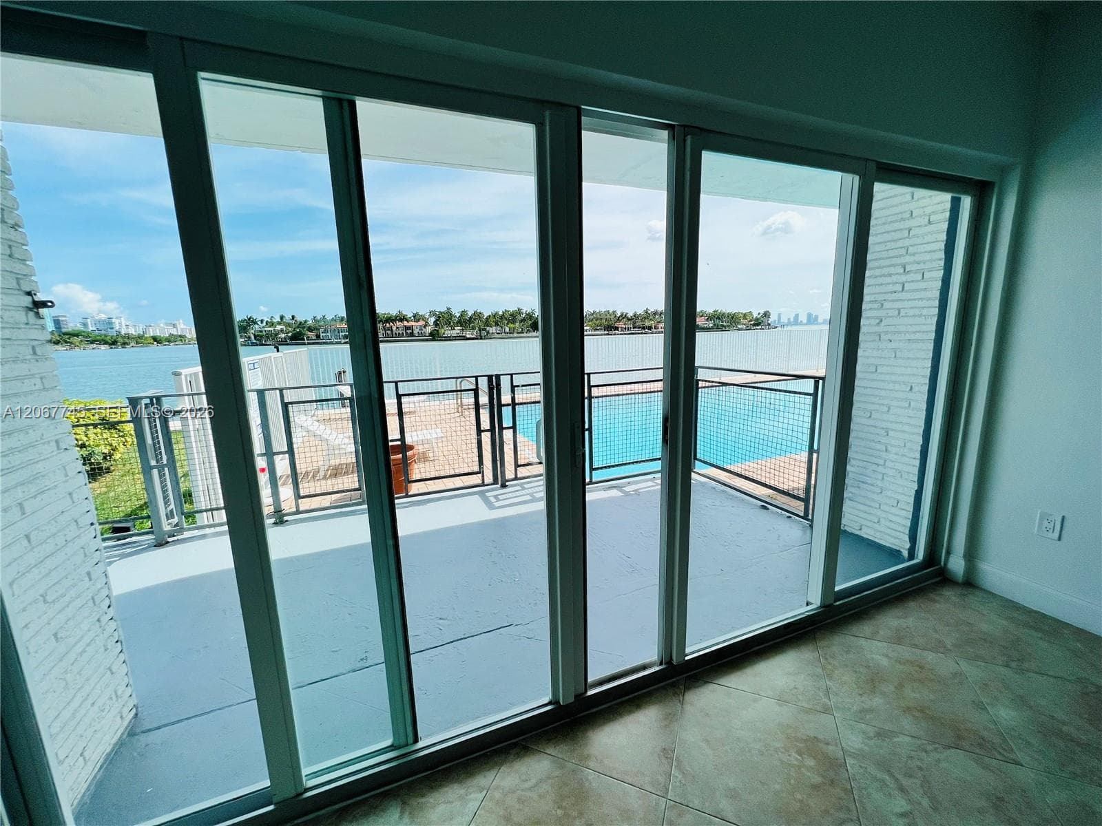 946 Bay Dr # 7, Miami Beach, FL 33141 photo 3