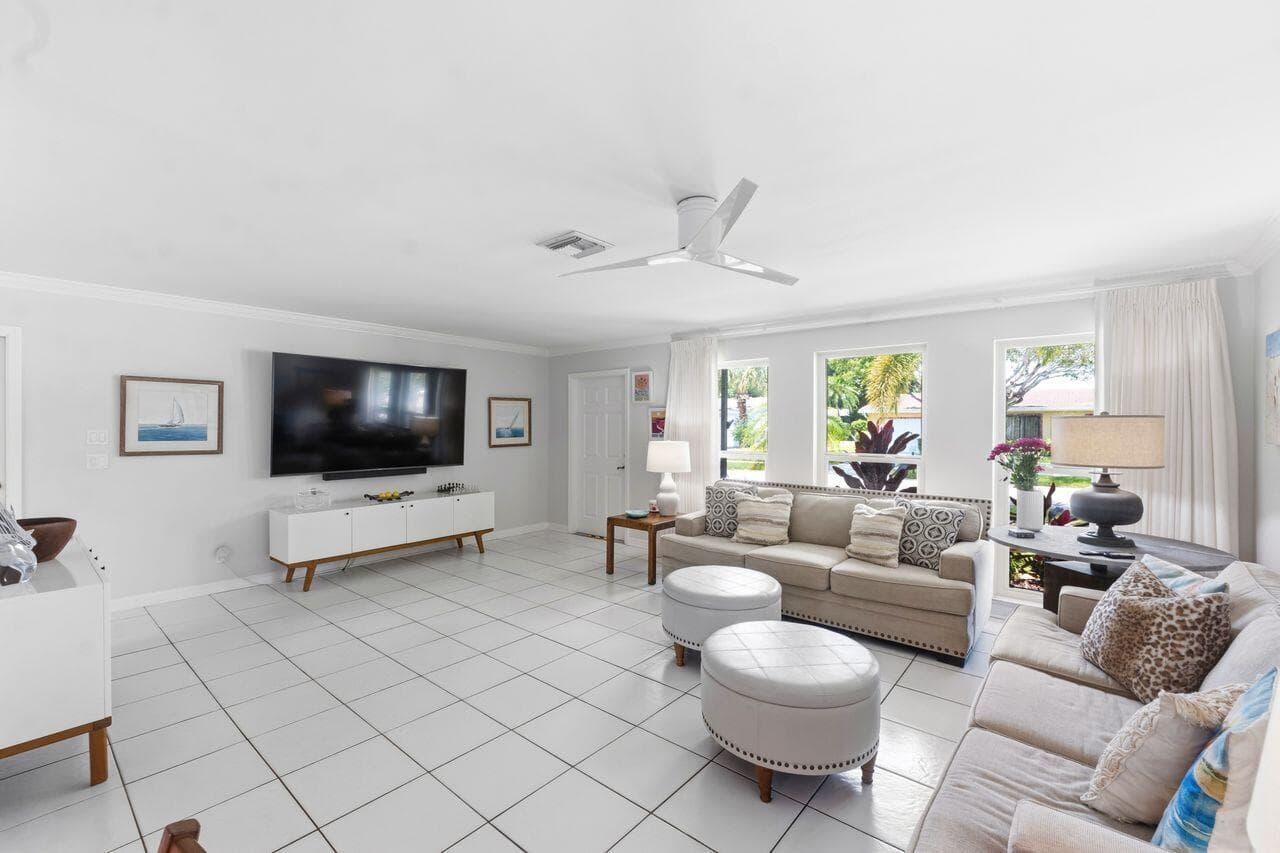 6372 SLEEPY WILLOW Way, Delray Beach, FL 33484 photo 4
