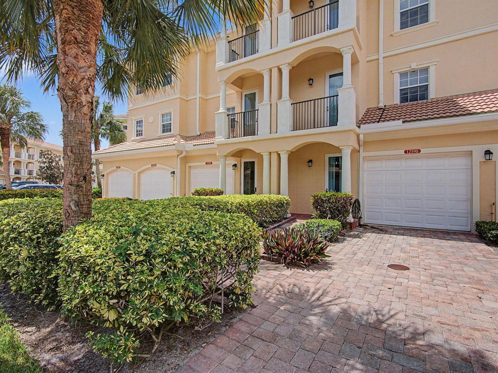 12590 SE Old Cypress Drive, Hobe Sound, FL 33455 photo 2