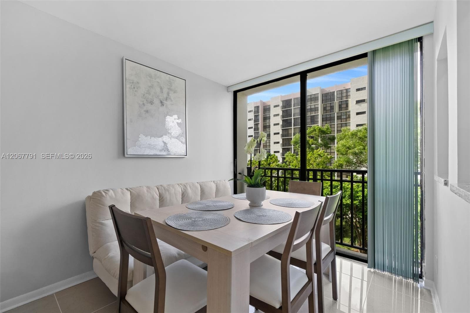17021 N Bay Rd # 425, Sunny Isles Beach, FL 33160