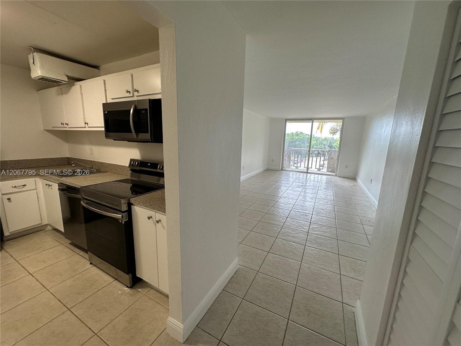 1800 Sans Souci Blvd # 426, North Miami, FL 33181 photo 3