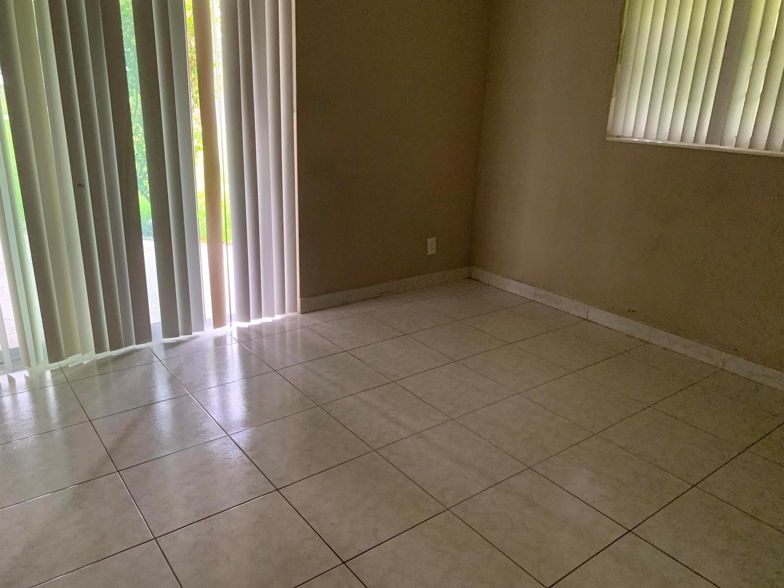 3296 NW 41ST Street, Lauderdale Lakes, FL 33309 photo 5