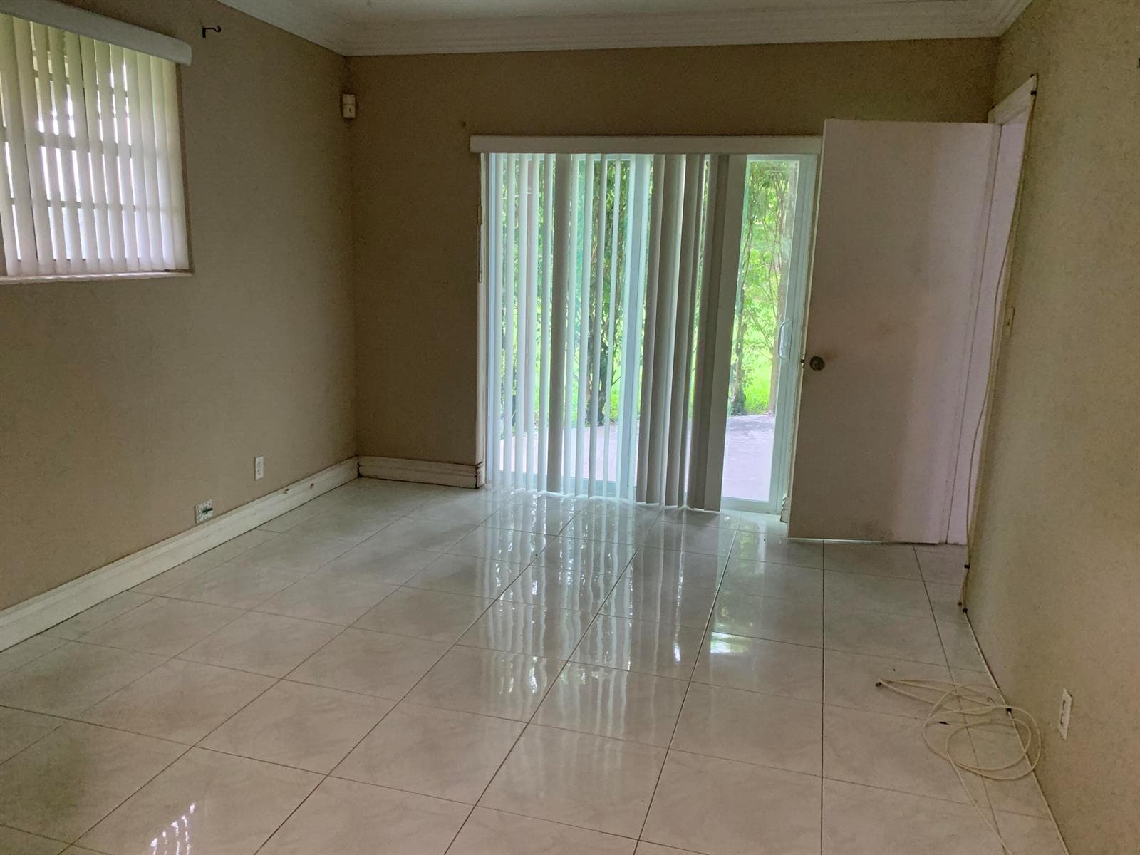 3296 NW 41ST Street, Lauderdale Lakes, FL 33309 photo 4