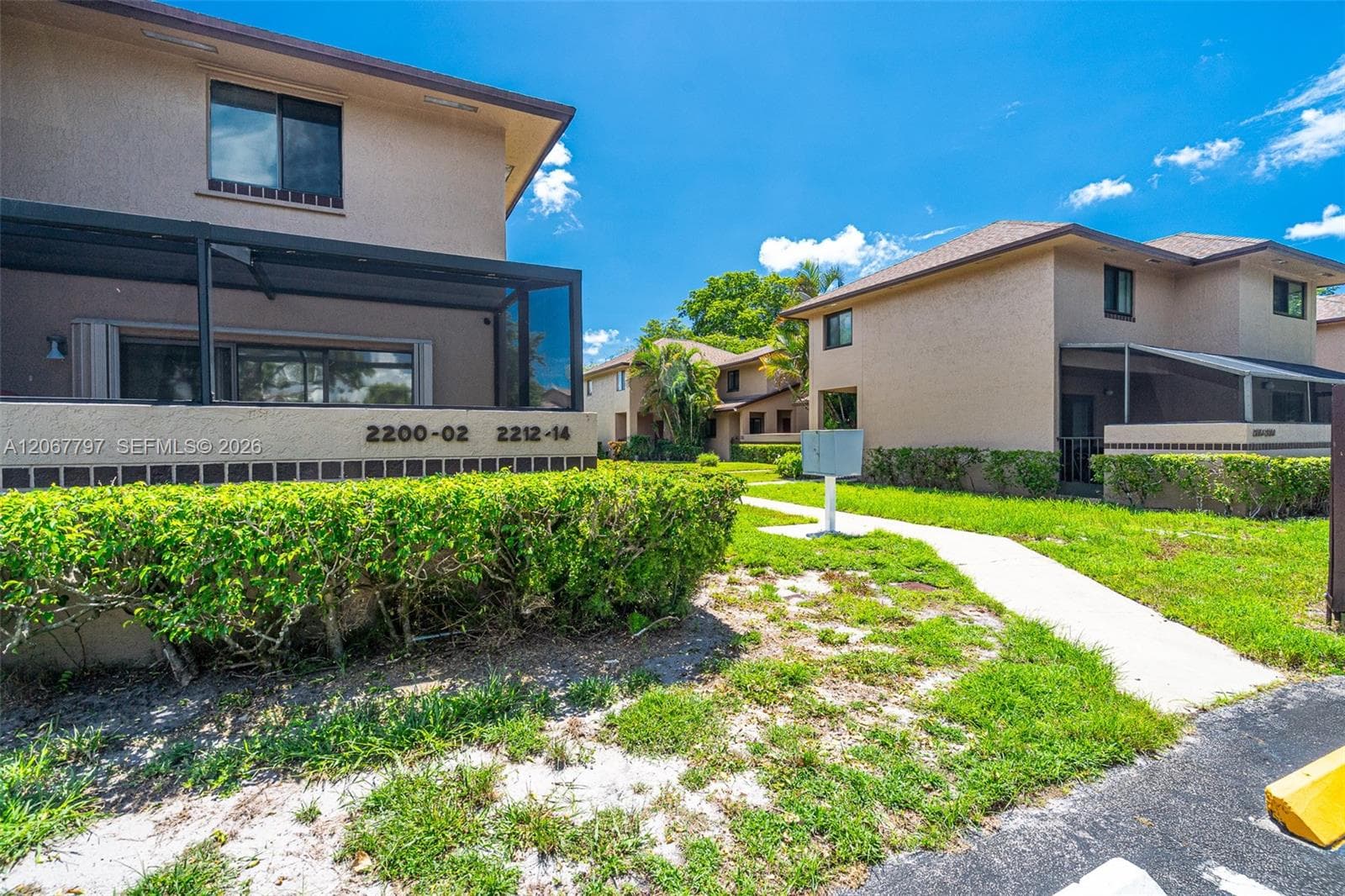 2214 NW 39th Ave, Coconut Creek, FL 33066 photo 4