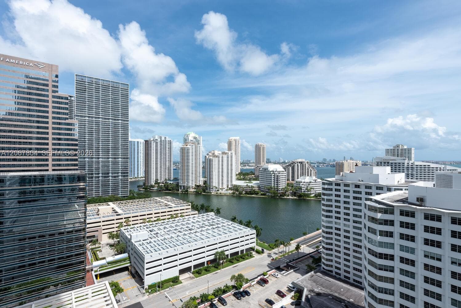 950 Brickell Bay Dr # 2208, Miami, FL 33131 photo 2
