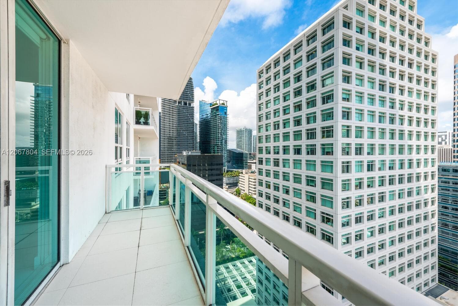 950 Brickell Bay Dr # 2208, Miami, FL 33131 photo 3