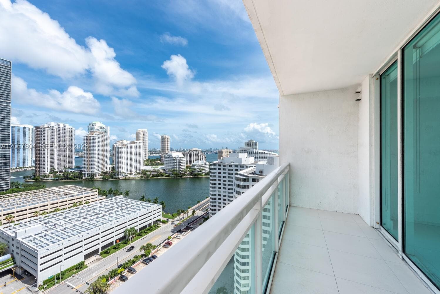 950 Brickell Bay Dr # 2208, Miami, FL 33131