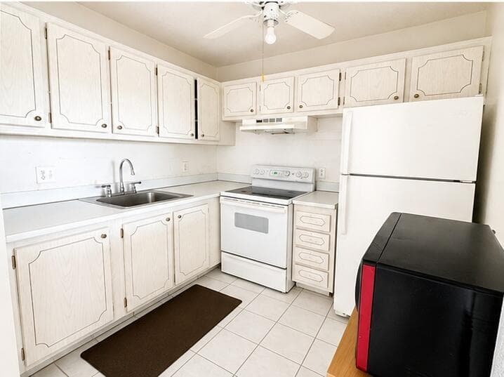 400 VILLAGE GREEN Circle W # 205, Palm Springs, FL 33461 photo 4