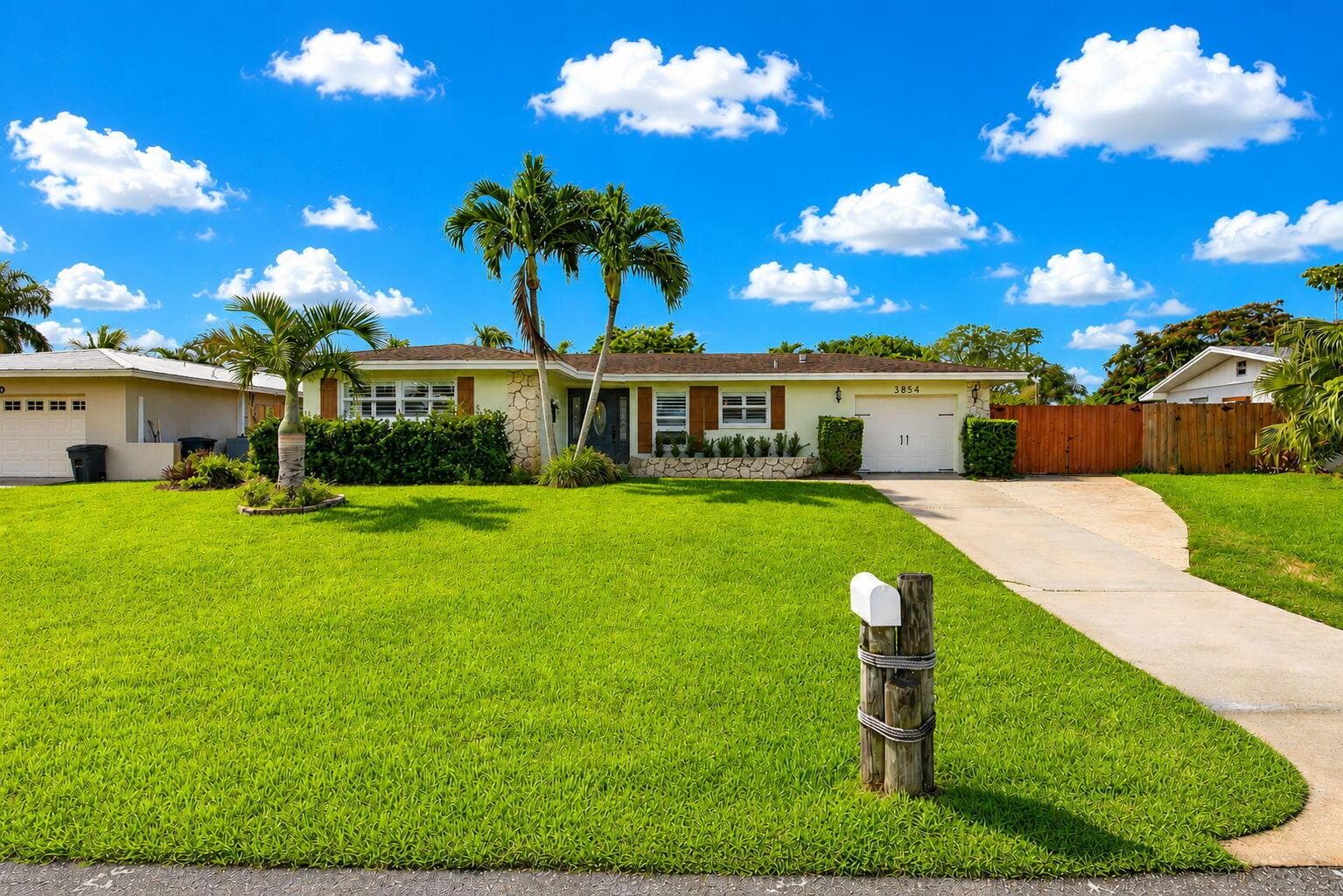 3854 BUTTERCUP Circle S, Palm Beach Gardens, FL 33410 photo 4
