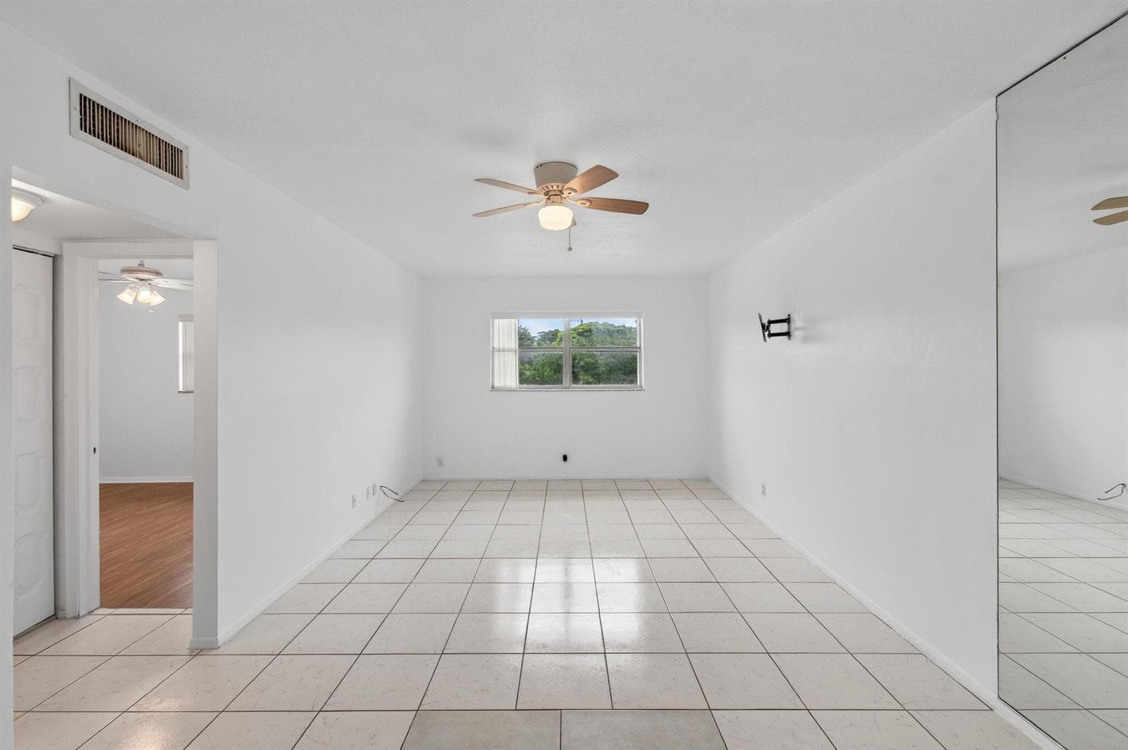 500 SW 2nd Avenue # 211, Boca Raton, FL 33432 photo 2