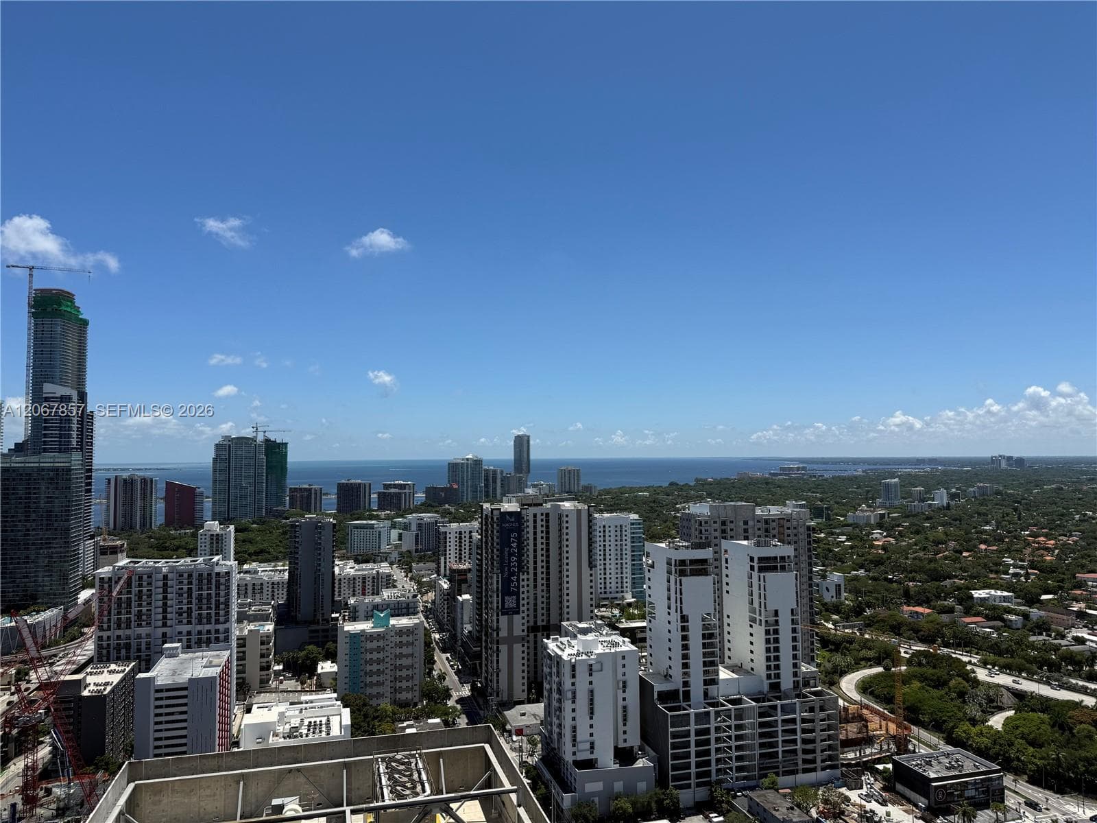 185 SW 7th St # 4010, Miami, FL 33130 photo 4