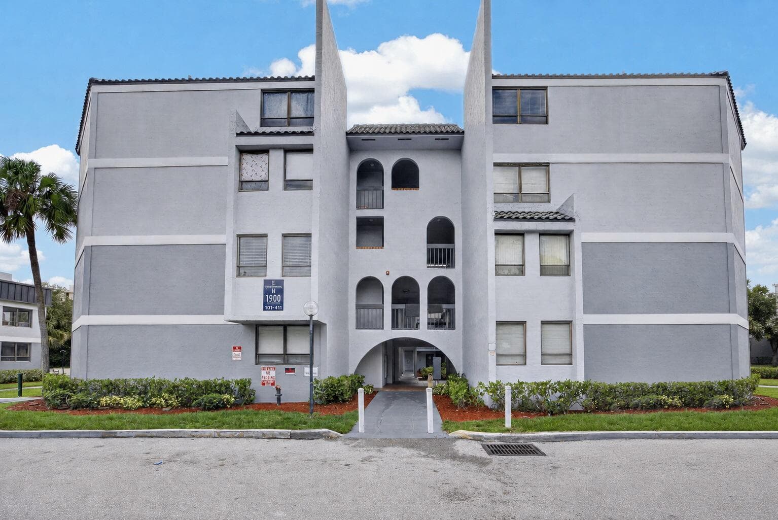 1900 N CONGRESS Avenue # 201, West Palm Beach, FL 33401