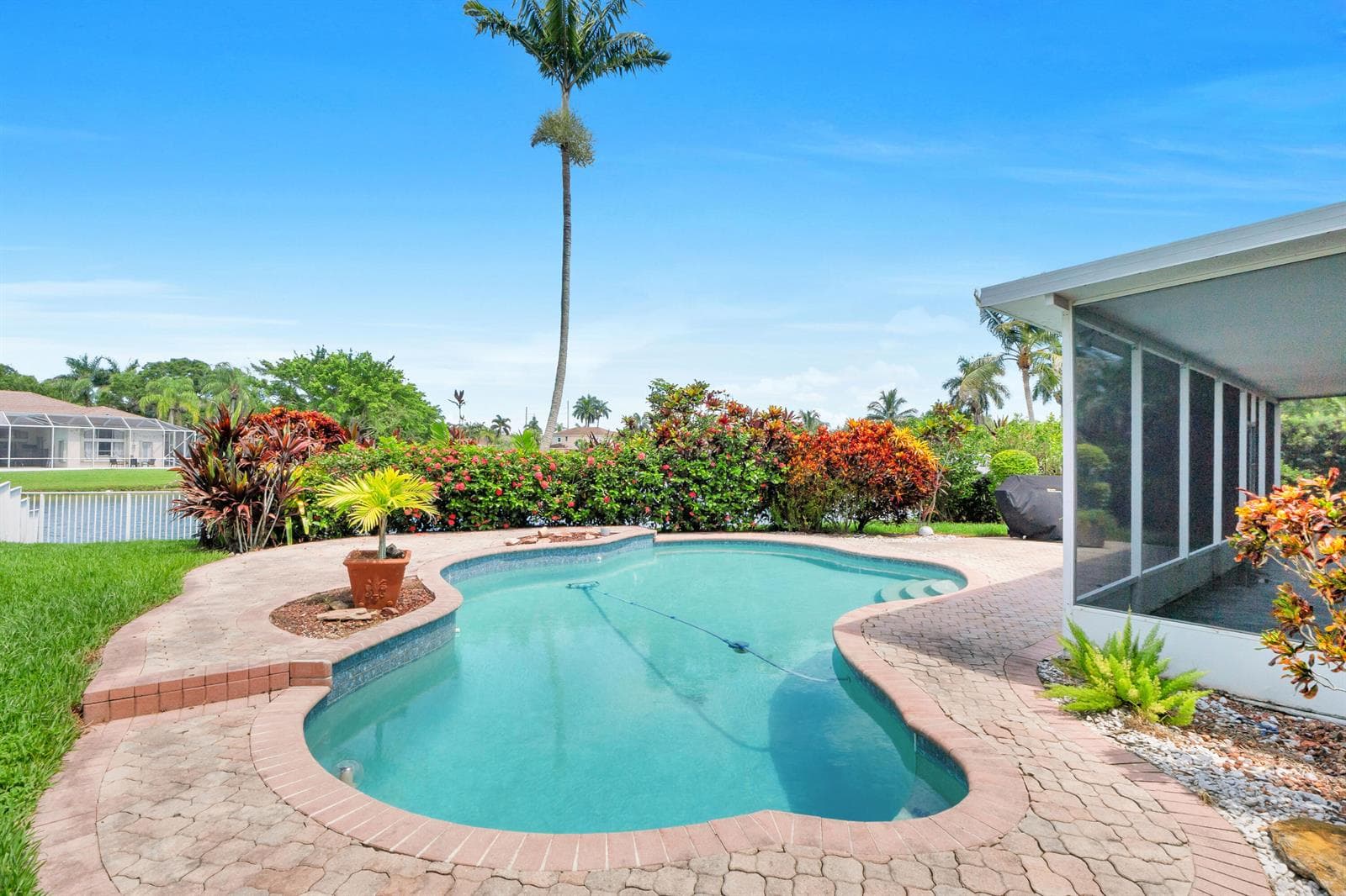 2325 NW 186th Avenue, Pembroke Pines, FL 33029 photo 2