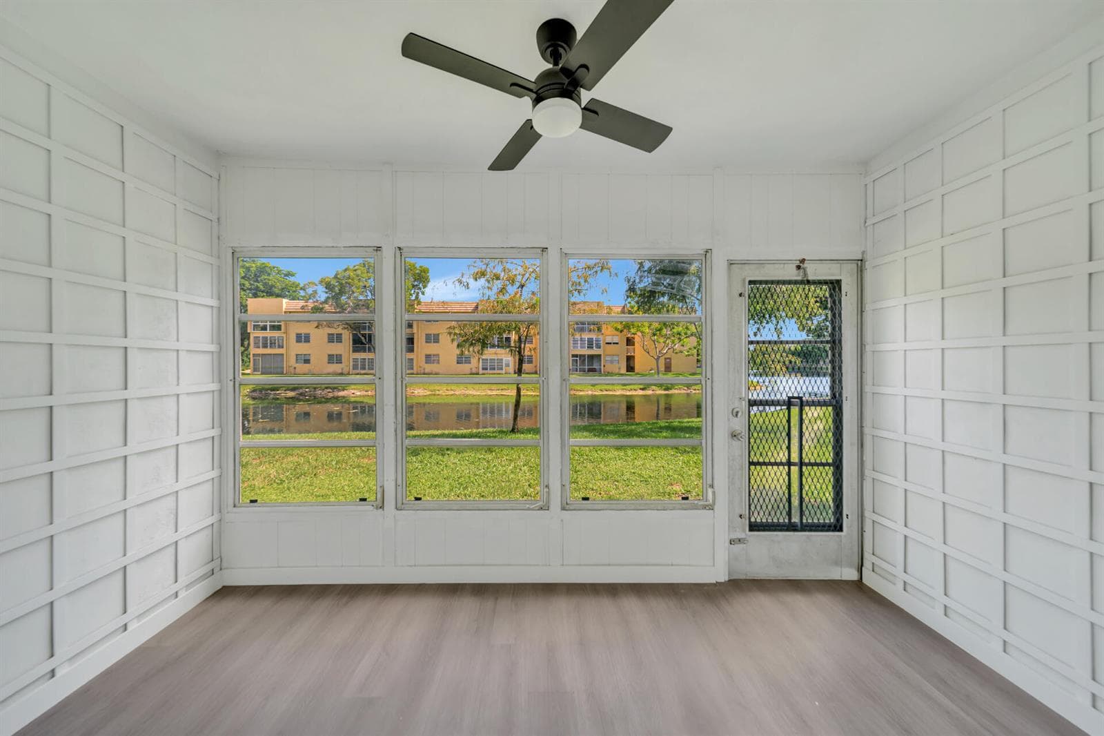 6001 NW 61st Avenue # 112, Tamarac, FL 33319