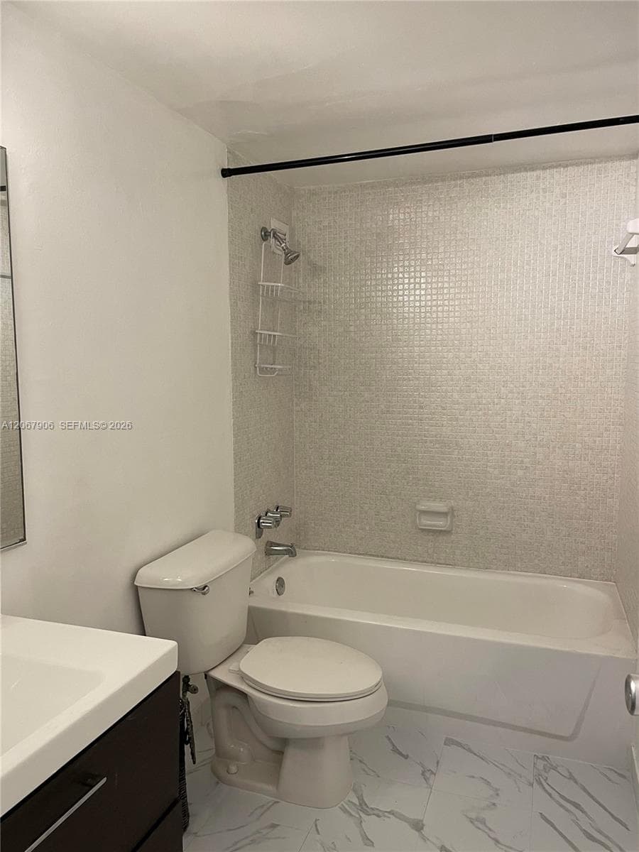 1000 West Ave # 605, Miami Beach, FL 33139 photo 3