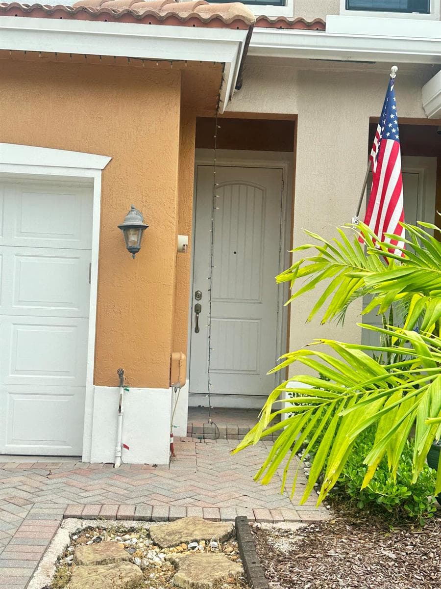 5026 S Astor Circle, Delray Beach, FL 33484 photo 2